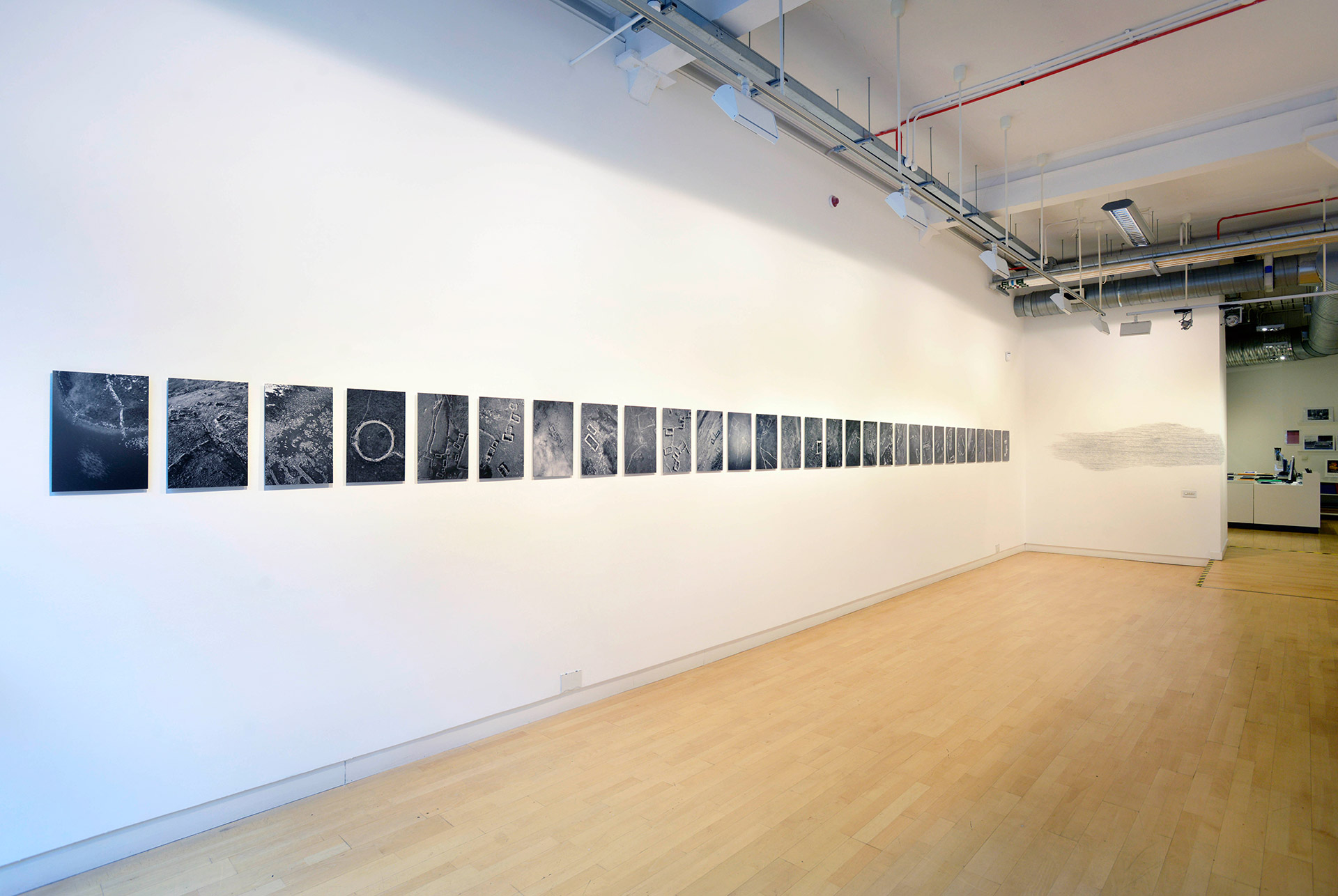 Frank McElhinney, Installation view