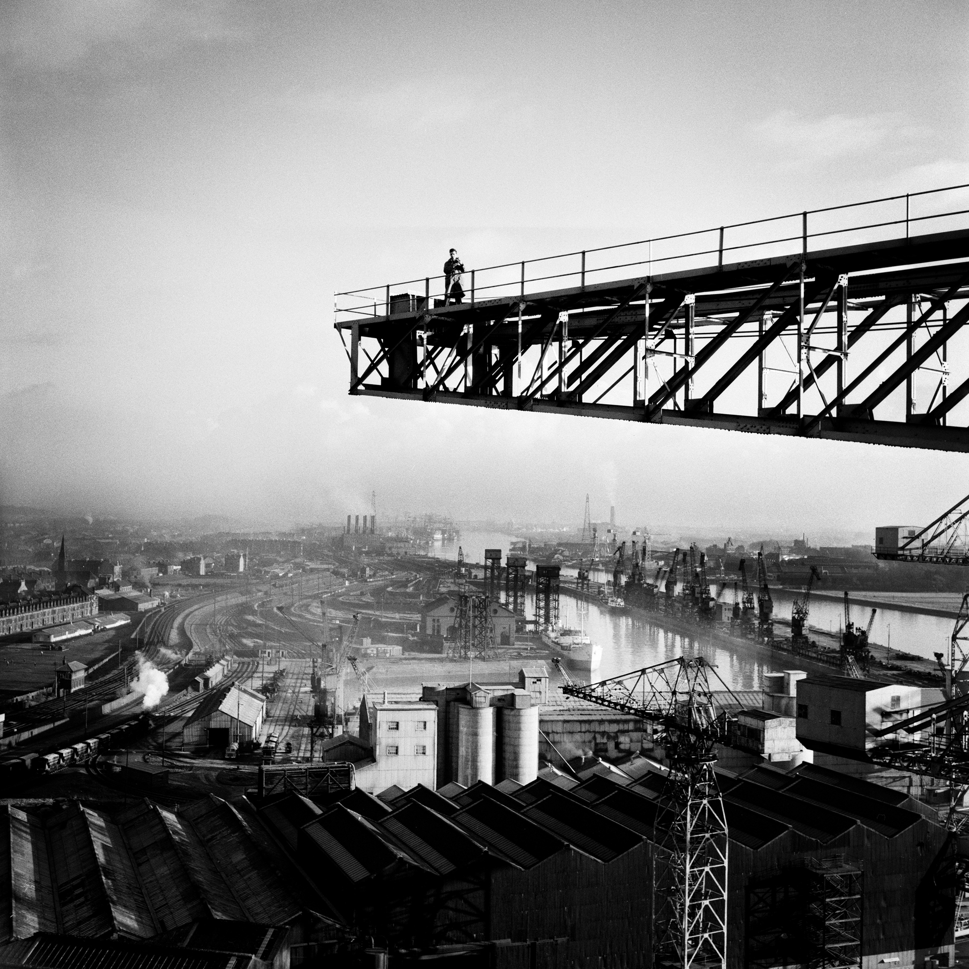Image of Clyde Ship-Building (1966) by Oscar Marzaroli